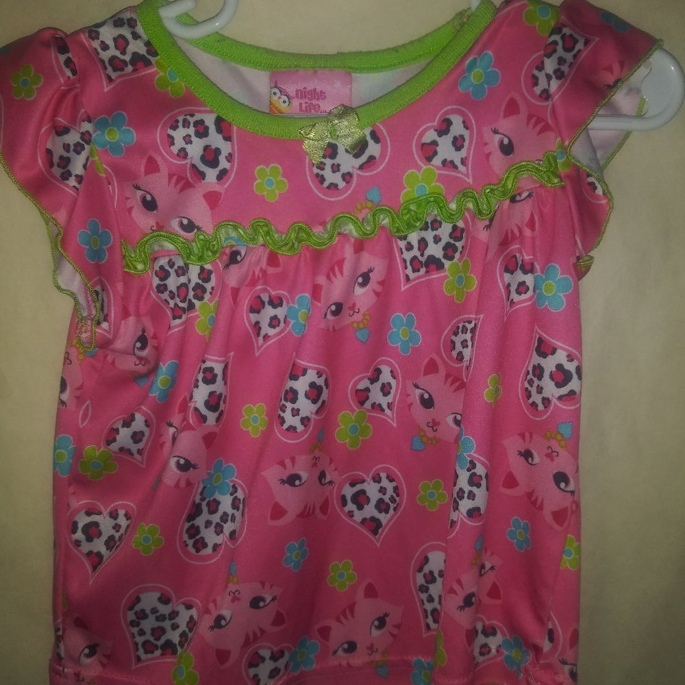 Night Life Pajama top Size 24 Months